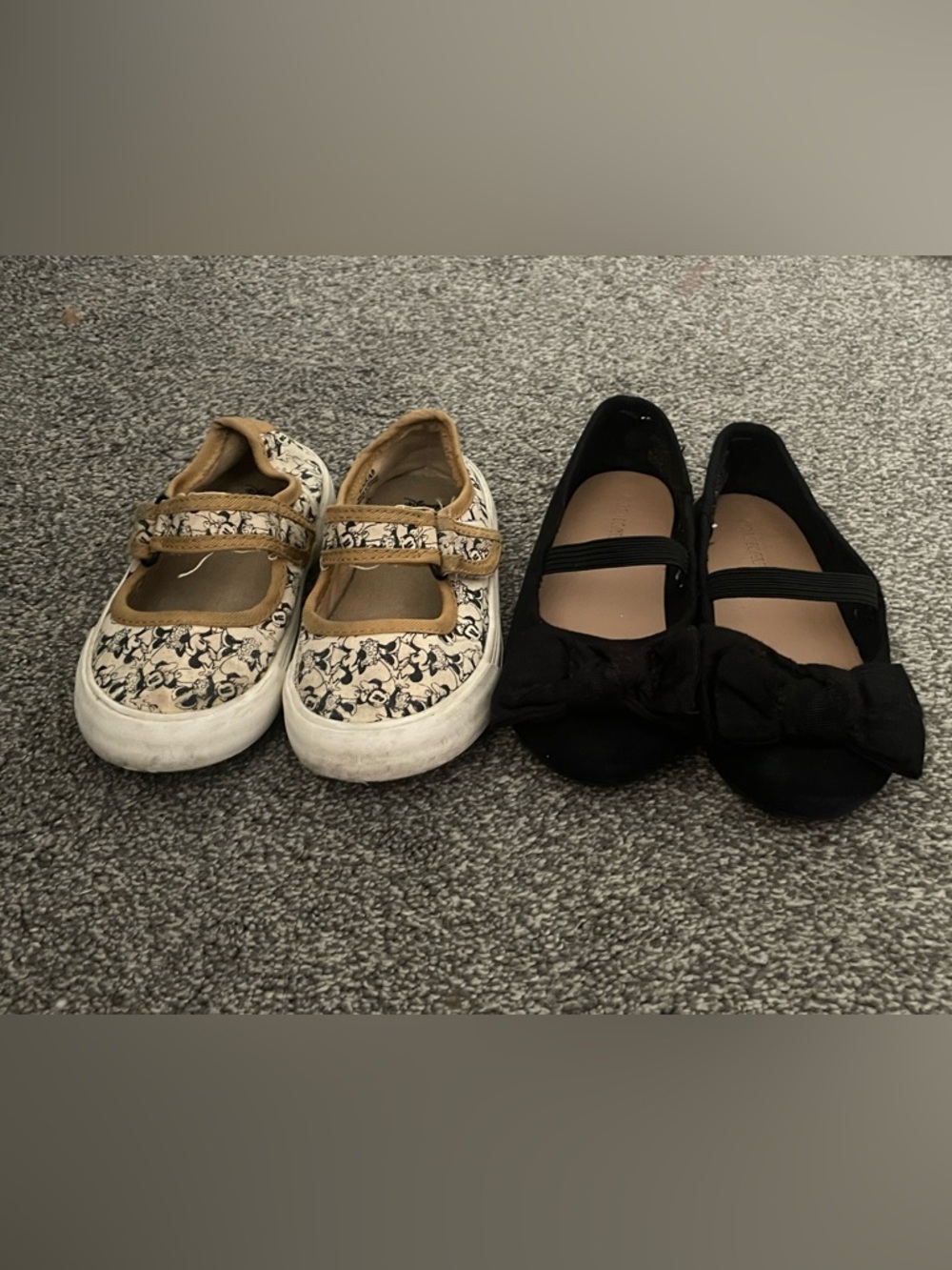 Old navy Kids Black Bow Ballet Flats & zara Cream Floral Mary Janes